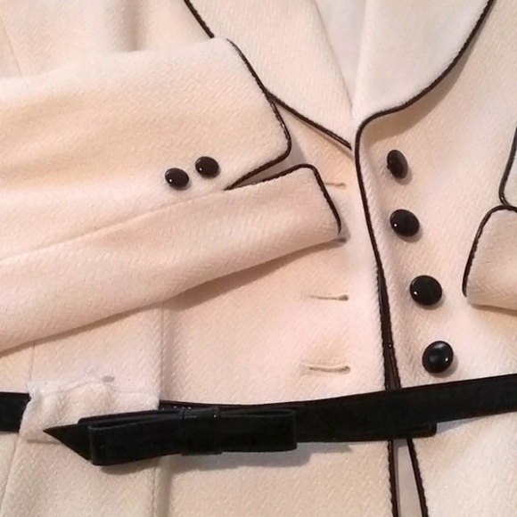 New Tahari 2 pcs. Suit 10P - Picture 6 of 7